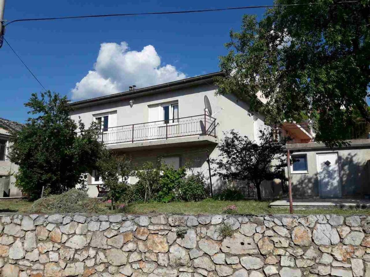 Apartment Damir Senj  Exteriör bild